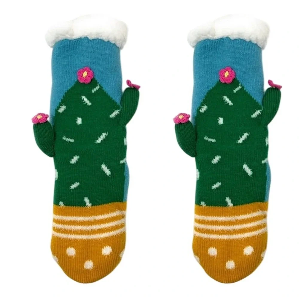 NWT Ooh‎ Geez Youth Cactus Hugs Cozy Non Skid Sole Slipper Socks Youth Size